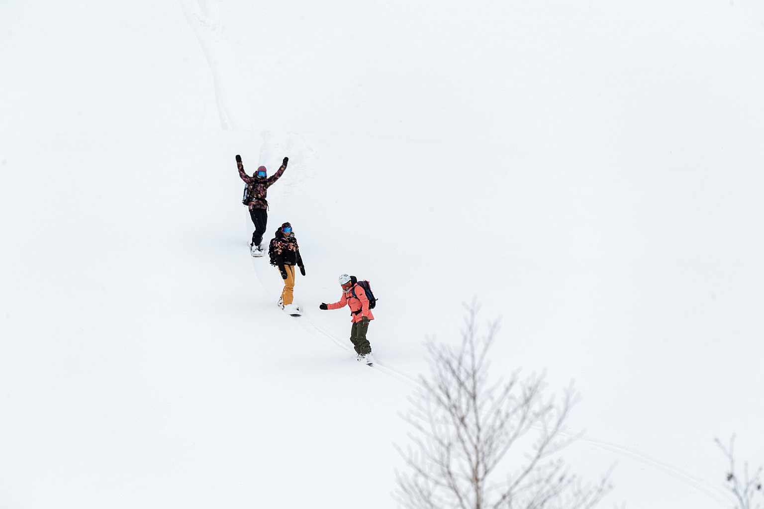 Niseko Influencer Torah Bright Ski Snowboard 8