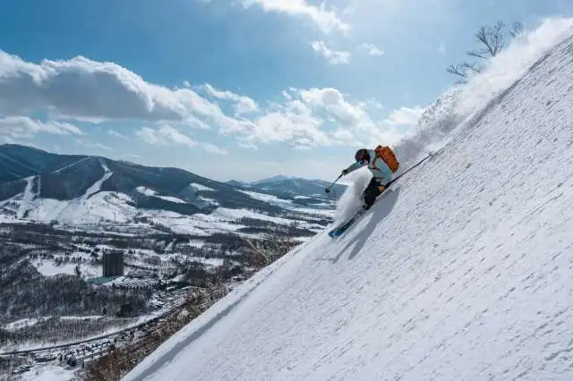 The Vale Rusutsu slopeside