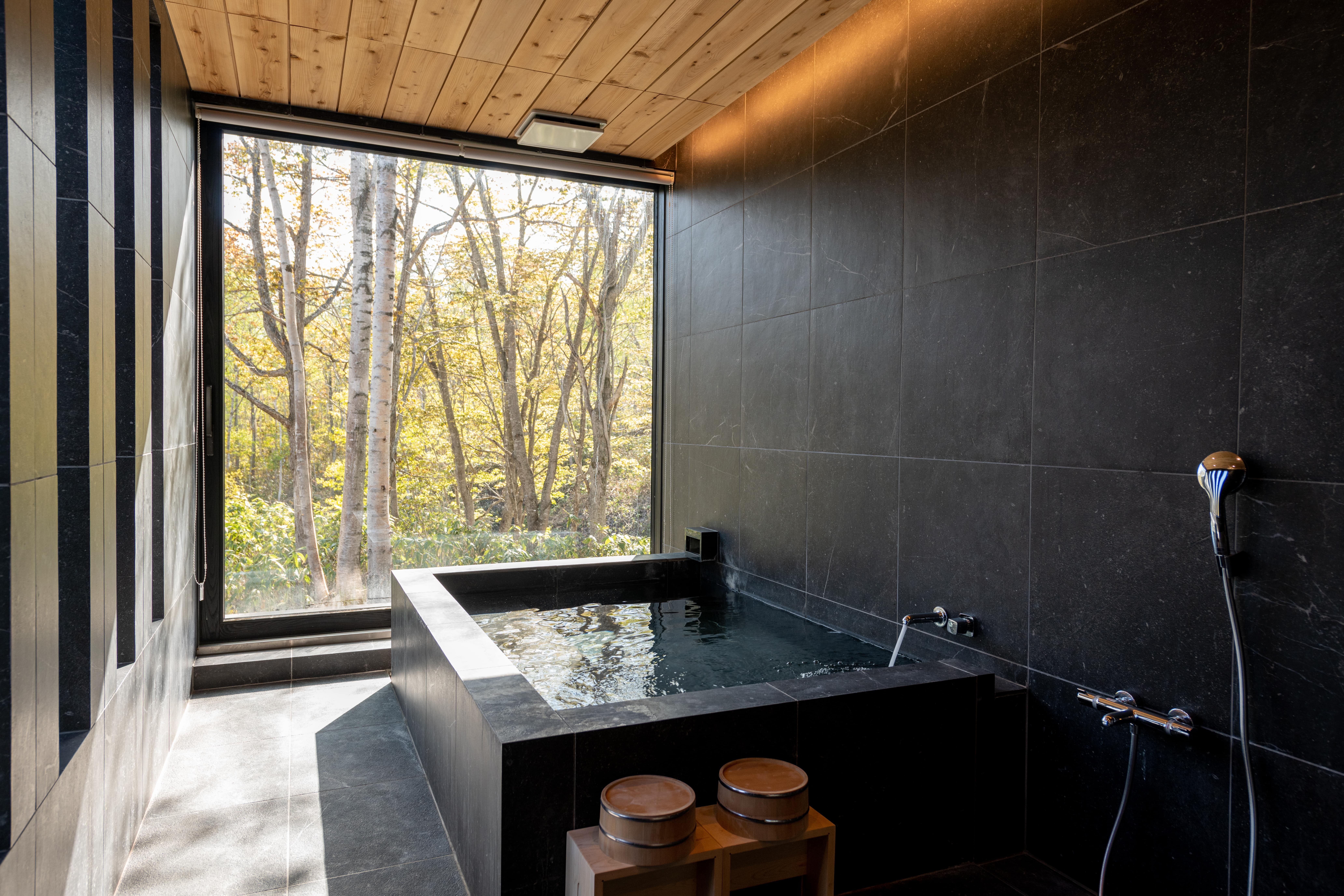 Yuki Sugi at Intuition 13 Onsen 1 FL min