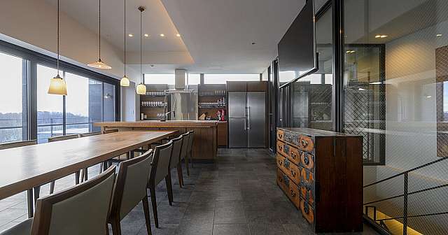 Sekka Sekka 5 Bedroom Chalet 03 Living Room and Kitchen 4 FL