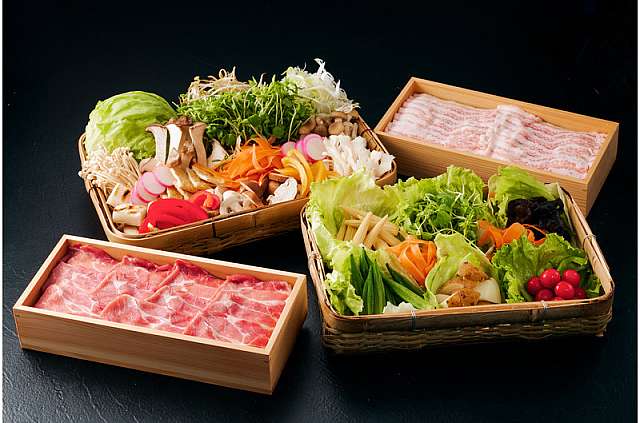 241106 SKI 60 倶知安苑 しゃぶしゃぶｺｰｽの肉と野菜のみ1