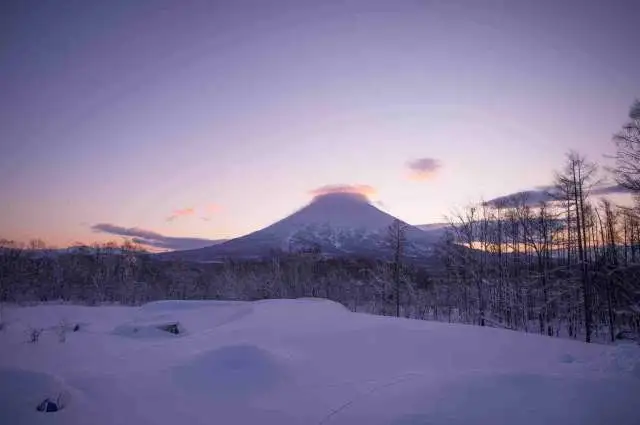 Niseko Shutter Stock View 04