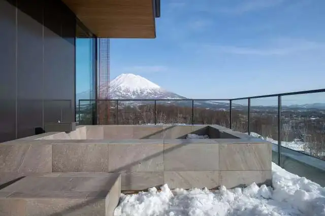INT 12 4 BR Yotei Penthouse Residence jpg