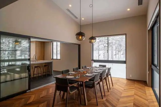 Jade Rabbit 5 Bedroom Chalet 02 Kitchen Dining Area 2 FL