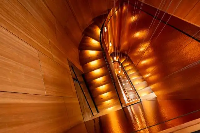 Meigetsu 07 Stairs