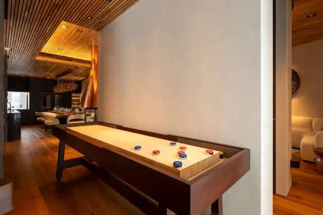 Meigetsu 20 Entertainment Area