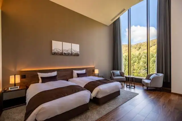 TVR 30 4 BR Penthouse Residence
