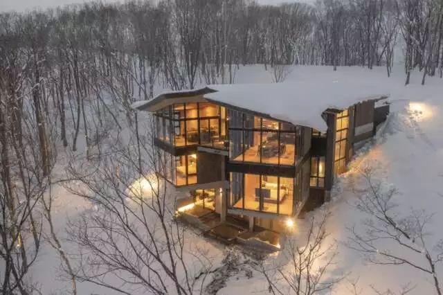 Tsubasa Chalet Hanaridge Niseko 19 Exterior min
