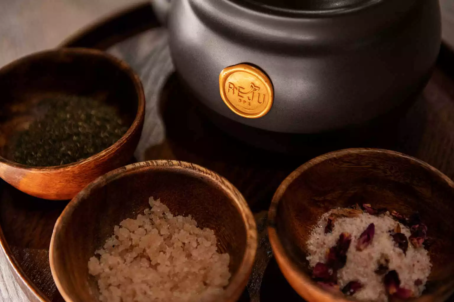 20211115 AJP AZ79218 Edit