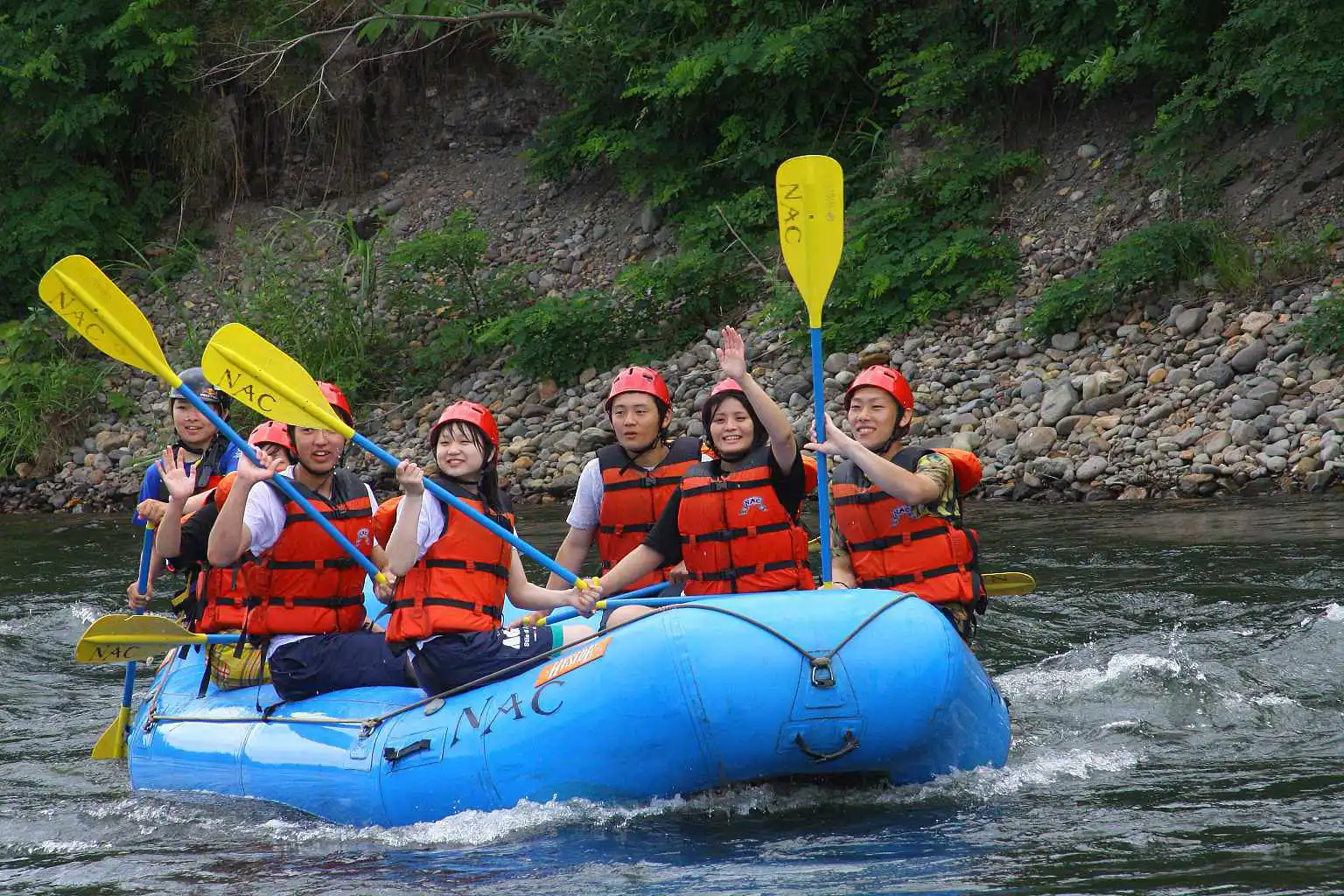 Guest Services Rafting 1