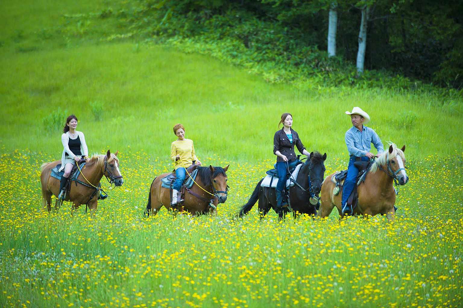 Guest Services Horseback Riding 2