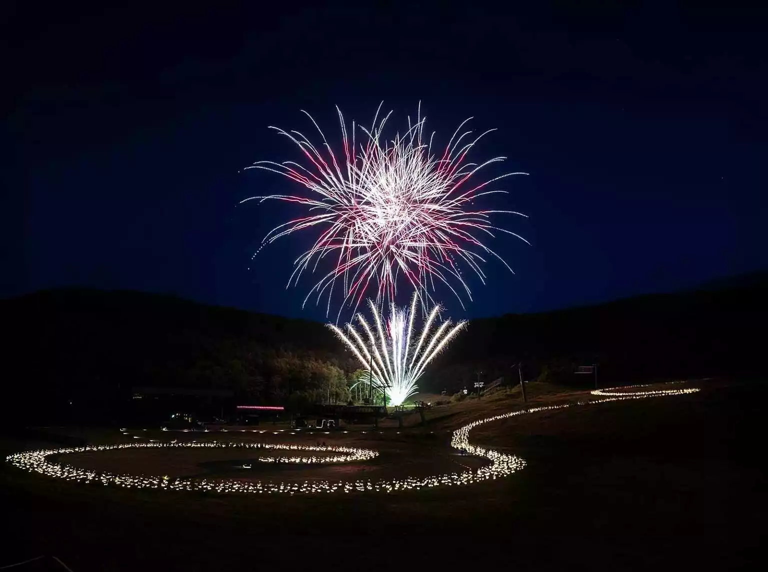 Hanazono Mountain Lights 1