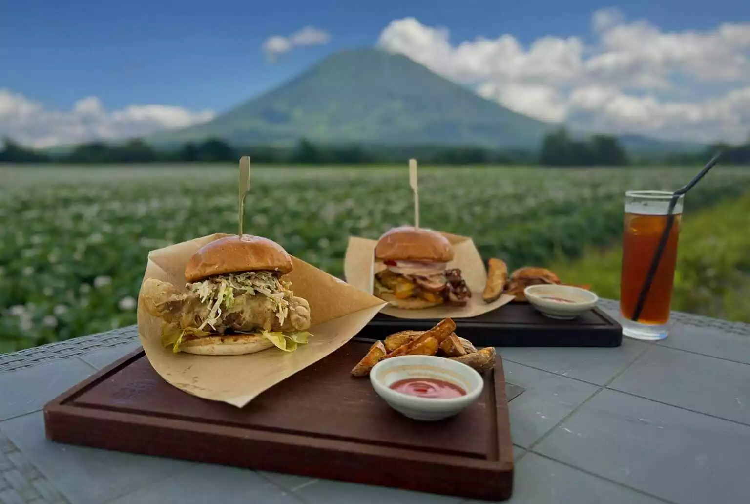 Niseko Blackwood Grill 3