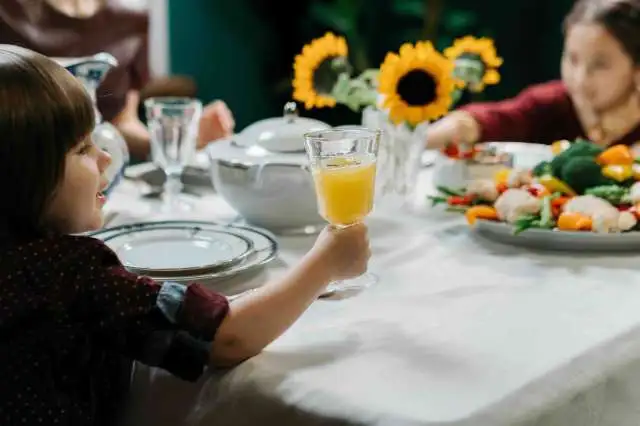 Pexels cottonbro 6969212 family dining